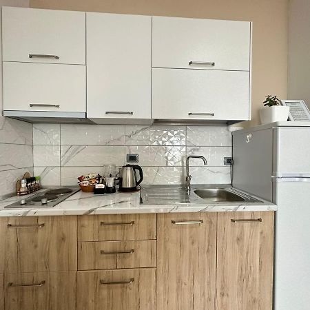 Trea Accomodations - Despacito Port Side Vlorë エクステリア 写真