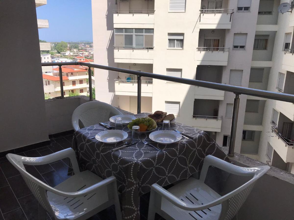 Trea Accomodations - Despacito Port Side Vlorë エクステリア 写真